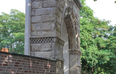 Schlaglichter zur Restaurierung-Naturbaustein